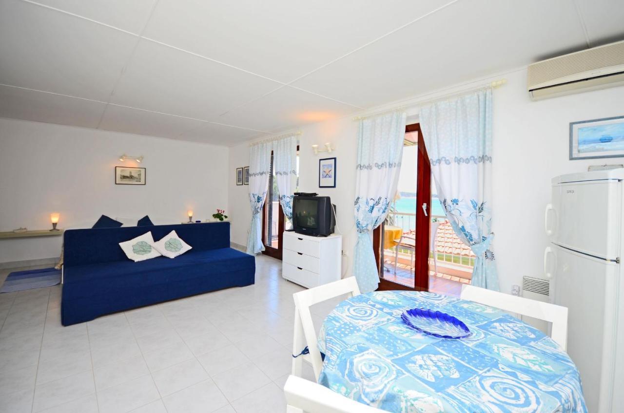 Apartment Dubravka Banjol Екстер'єр фото
