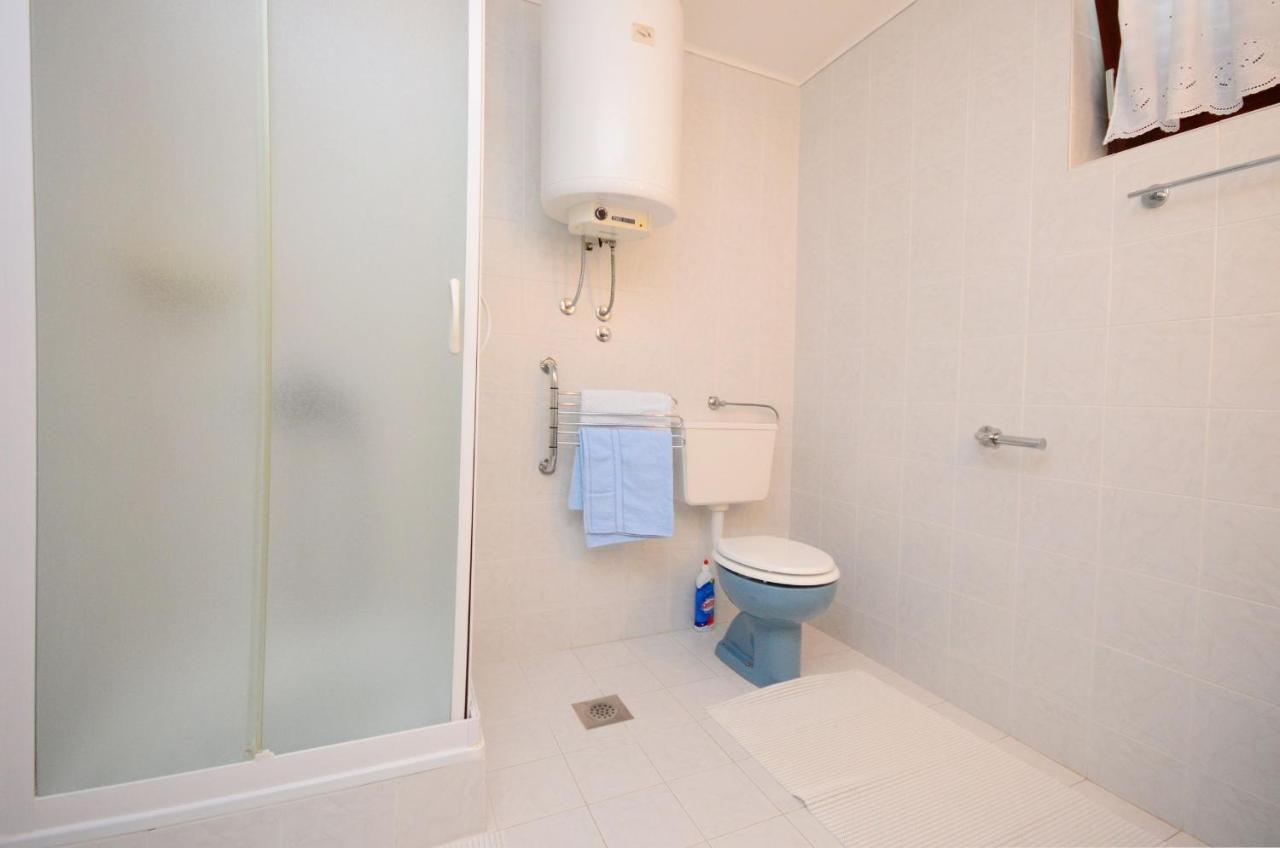 Apartment Dubravka Banjol Екстер'єр фото