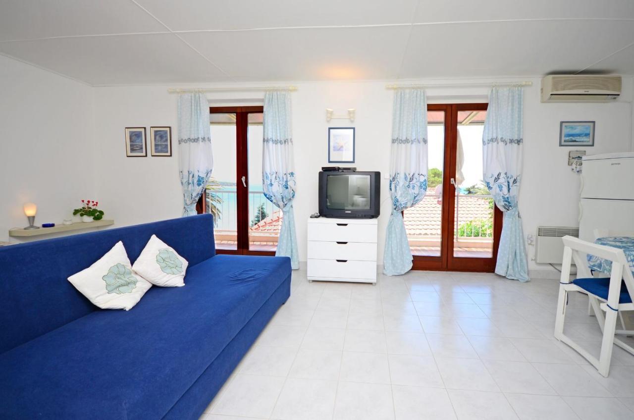 Apartment Dubravka Banjol Екстер'єр фото